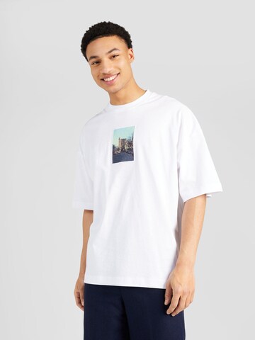 T-Shirt TOPMAN en blanc : devant