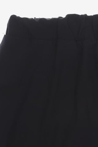 Röhnisch Skirt in S in Black