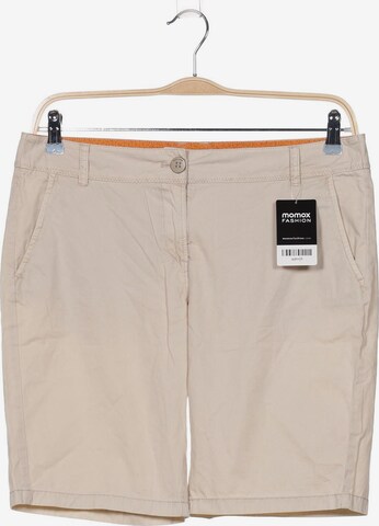 s.Oliver Shorts in M in Beige: front