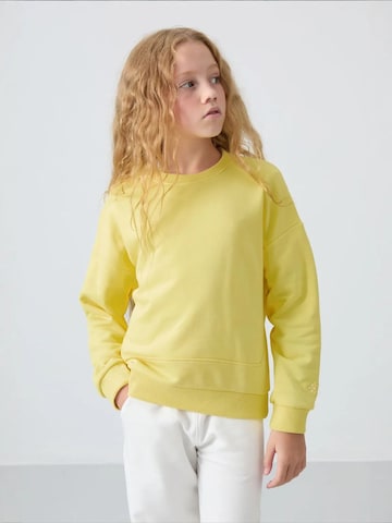 Tommy Life - Sweatshirt em amarelo