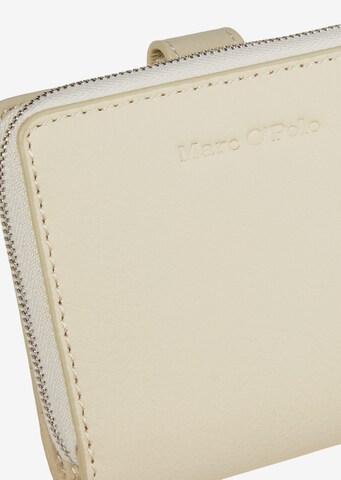 Marc O'Polo Wallet in White
