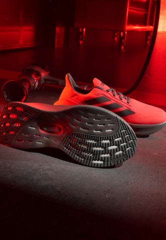 ADIDAS PERFORMANCE - Zapatillas de running 'Ultraboost 5 Audi F1 Team' en rojo