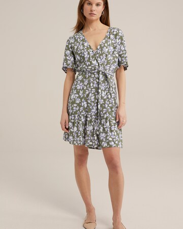 Robe WE Fashion en vert