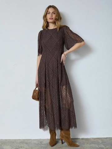 co'couture - Vestido ' LetiCC ' en marrón: frente