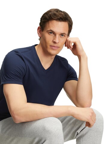 FALKE Shirt 'Essential' in Blue