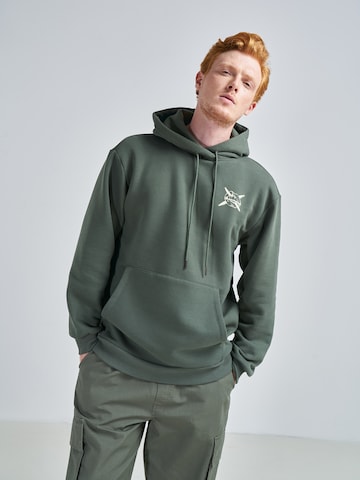 ABOUT YOU x Swalina&Linus Sweatshirt 'Tamme' in Green