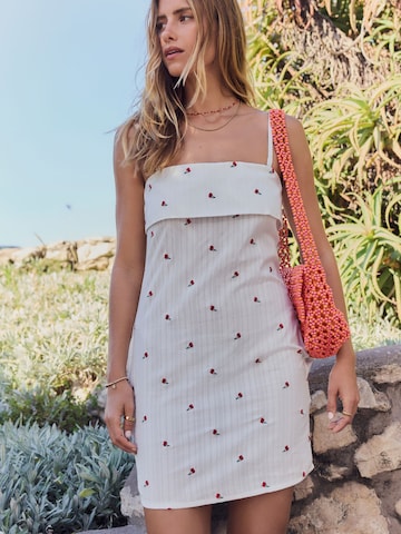 Robe d’été Next en blanc