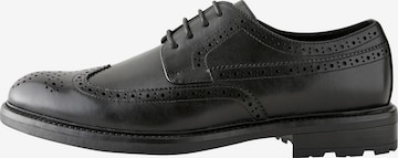 juoda Next Batai su raišteliais: priekis