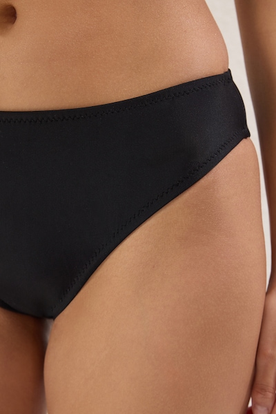 Trendyol Bikinihousut koossa XS värissä musta, Tuotenäkymä