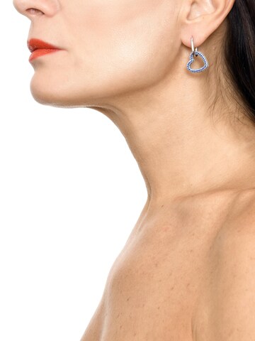 zils Addicted2 Auskari 'Hathor orecchini di argento con zirconi blue in forma di cuore'