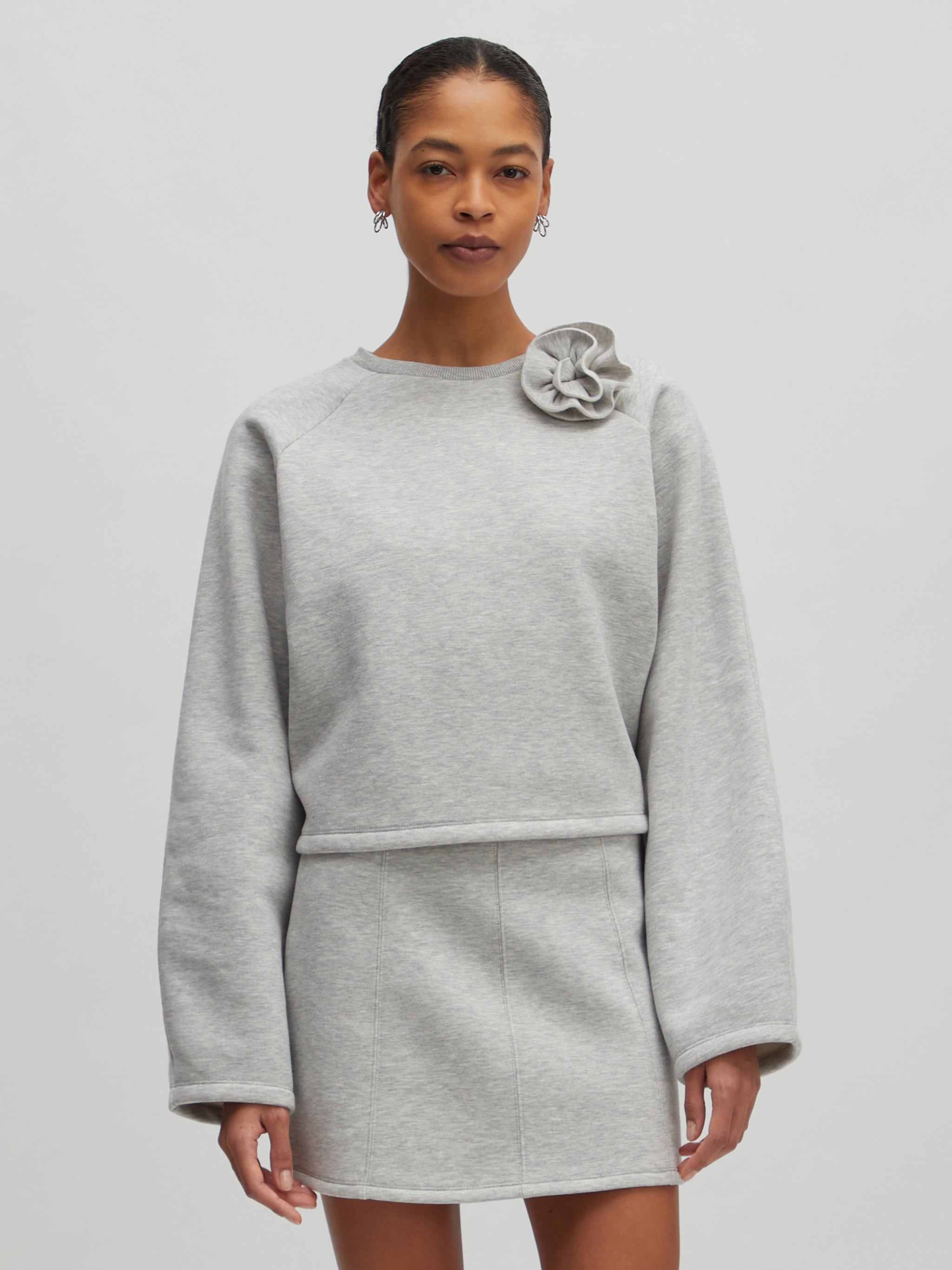 EDITED Producten Sweatshirt 'Xezal' Grijs