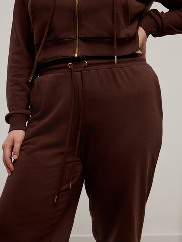 CITA MAASS Regular Trousers in Brown