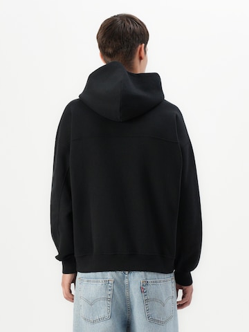 Bluză de molton de la Abercrombie & Fitch pe negru