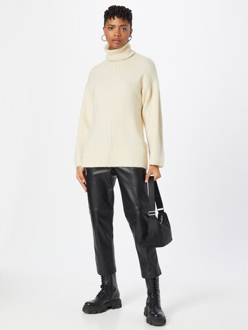 Gina Tricot Sweater in White