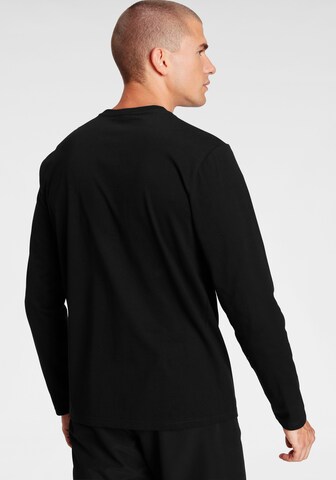 EASTWIND Athletic Sweatshirt in Black