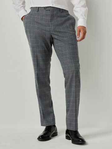 Next Tapered Trousers with creases in Grey: front