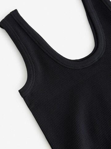 Next Top in Zwart