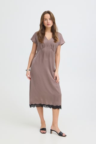 b.young - Vestido 'BYXFELICI' em cinzento: frente