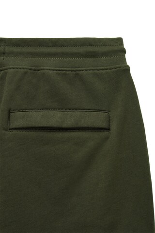 Weekend Offender Loosefit Shorts 'Hawkins' in Grün