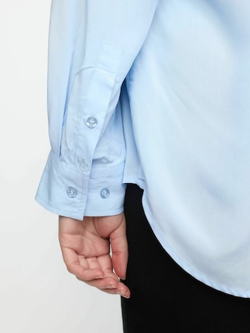 T-shirt ' SRFreedom ' Soft Rebels en bleu : sur le côté