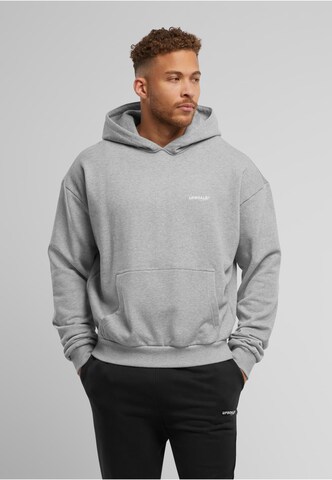 Sweat-shirt MT Upscale en gris : devant