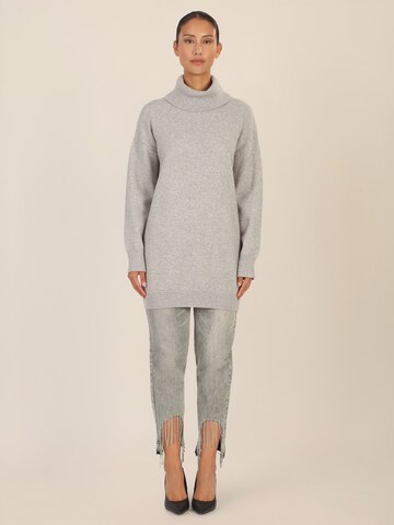 APART Pullover in Grau