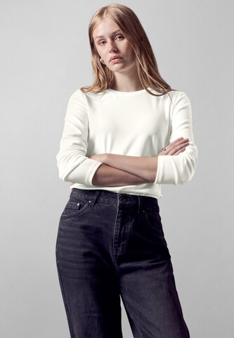 Street One Studio Shirt in White: front