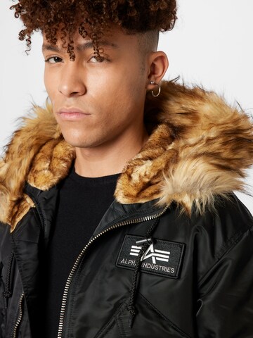 ALPHA INDUSTRIES - Casaco de inverno '45P' em preto