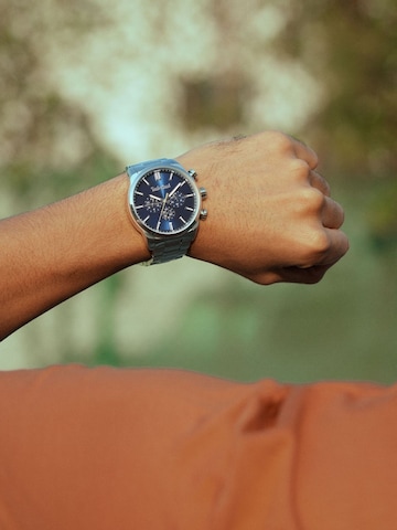 Montre à affichage analogique TIMBERLAND en bleu : devant