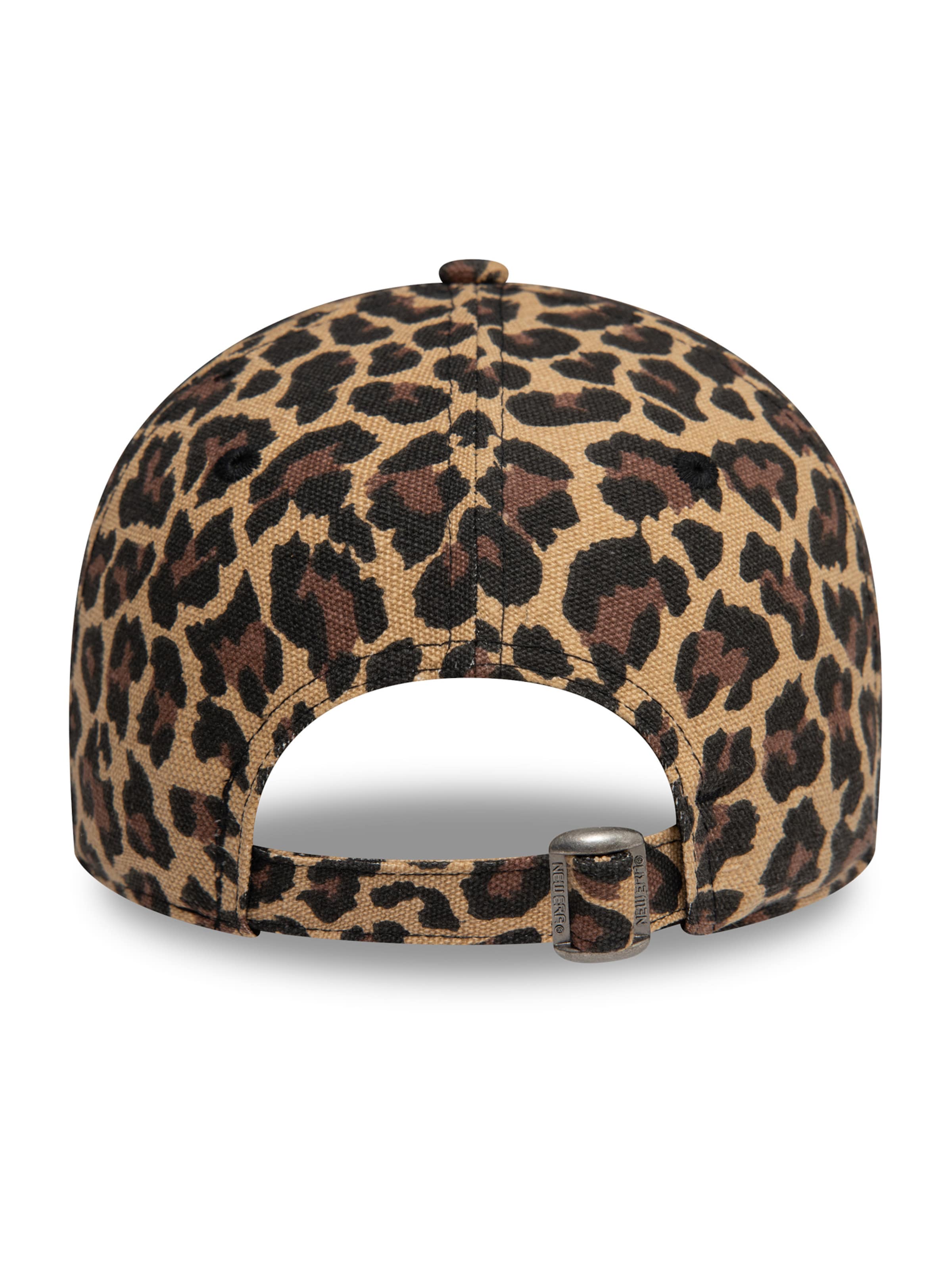 Șapcă '9FORTY NEYYAN' de la NEW ERA pe negru