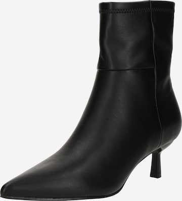 Stivaletto 'Daytonaa' di Madden Girl in nero: frontale