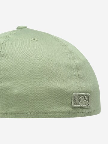 Cappello da baseball 'LEAGUE ESS 39THIRTY®' di NEW ERA in verde