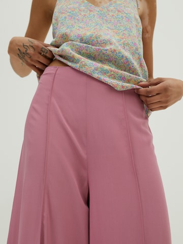 EDITED Wide leg Pressveckad byxa 'Victoria' i rosa