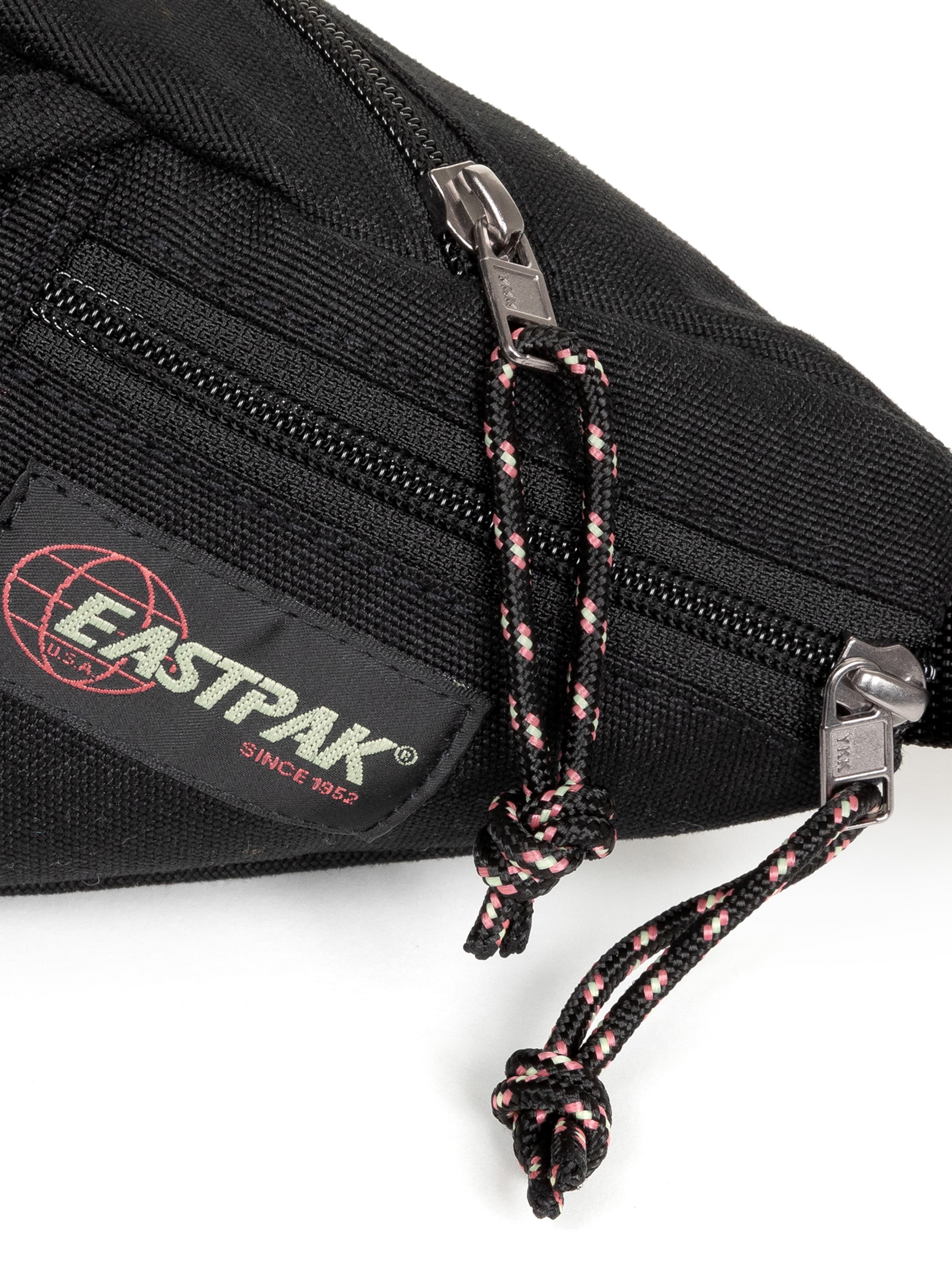 Marsupio 'Way Hot Waist Pak'r' di EASTPAK in nero