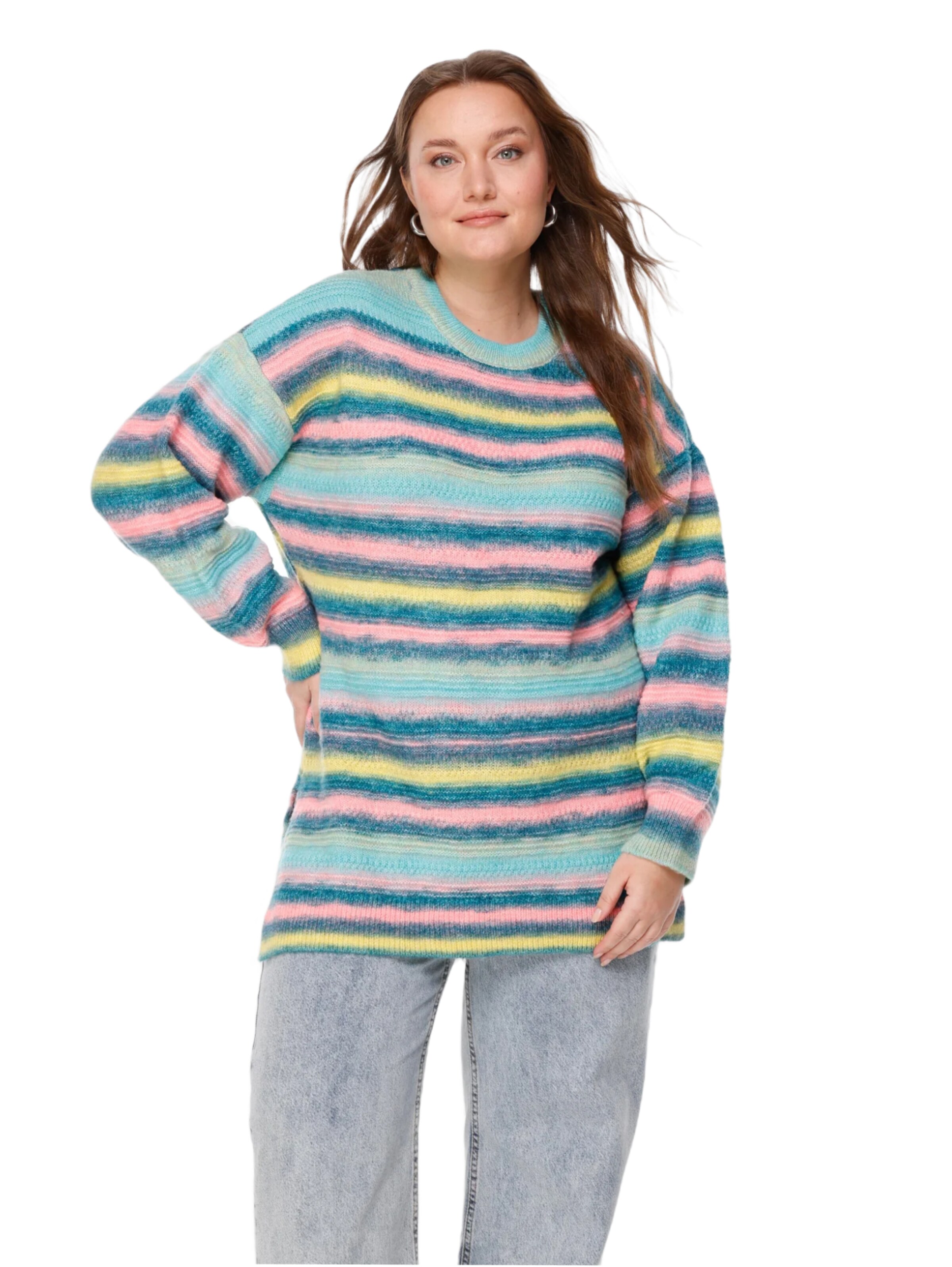 Shape Of You Sweater in Green: front