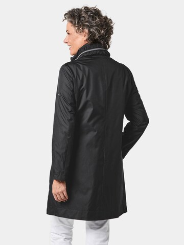 Goldner Between-Seasons Coat in Black