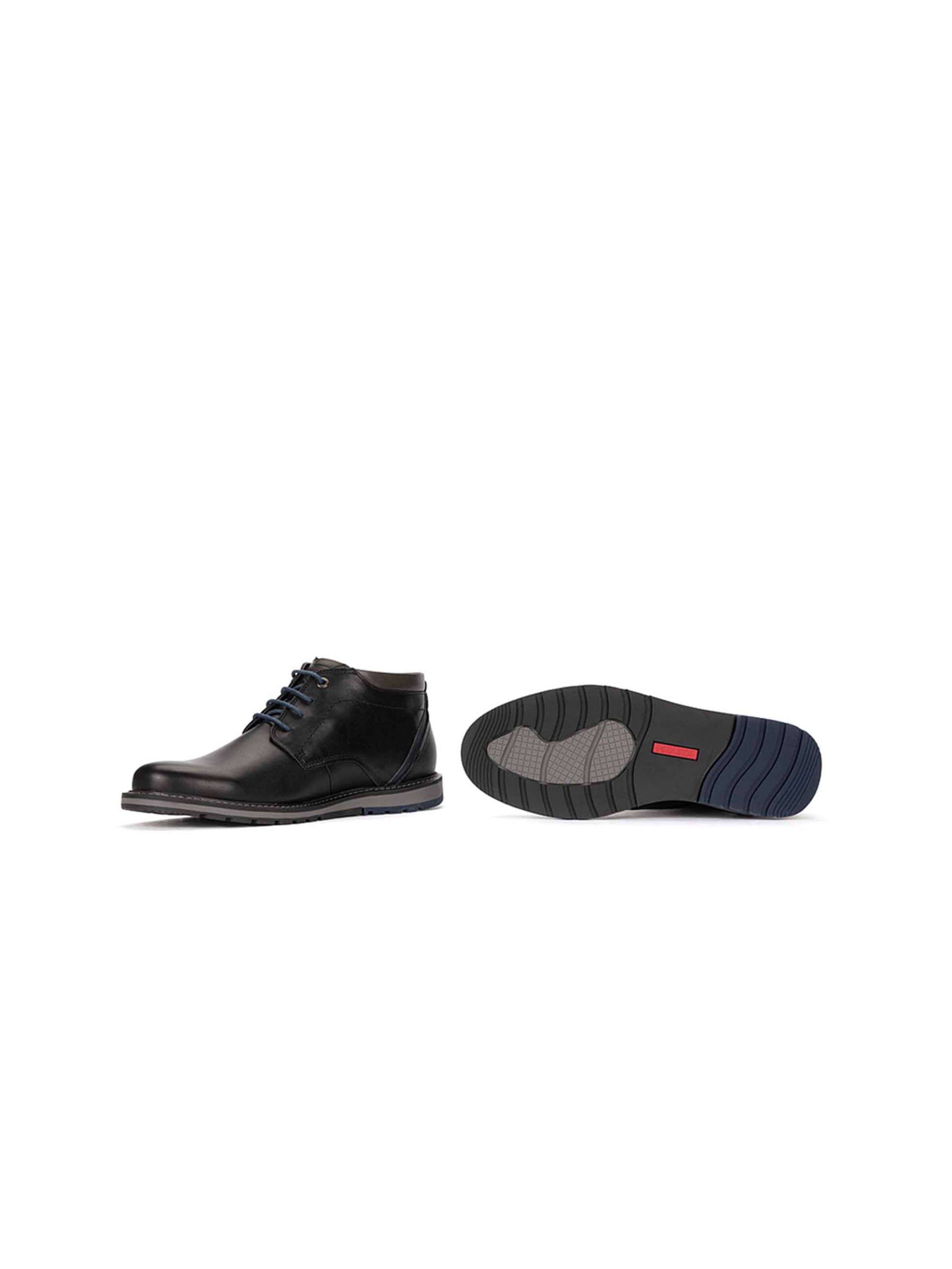 PIKOLINOS Buty sznurowane 'Berna' w kolorze czarny
