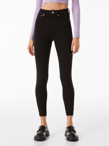 Bershka Skinny Jeans in Schwarz: Vorderseite