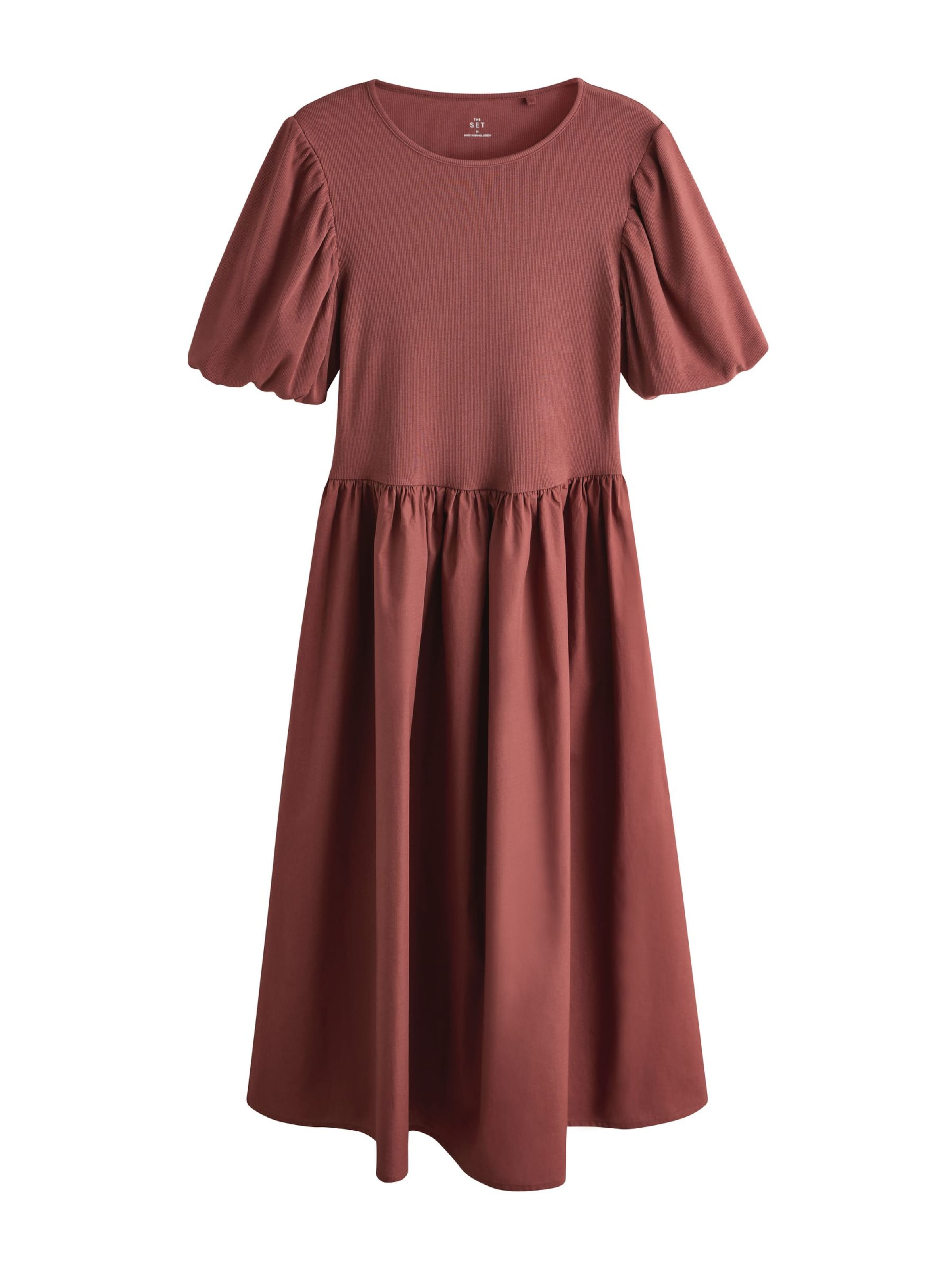 The Set Dress in Brown
