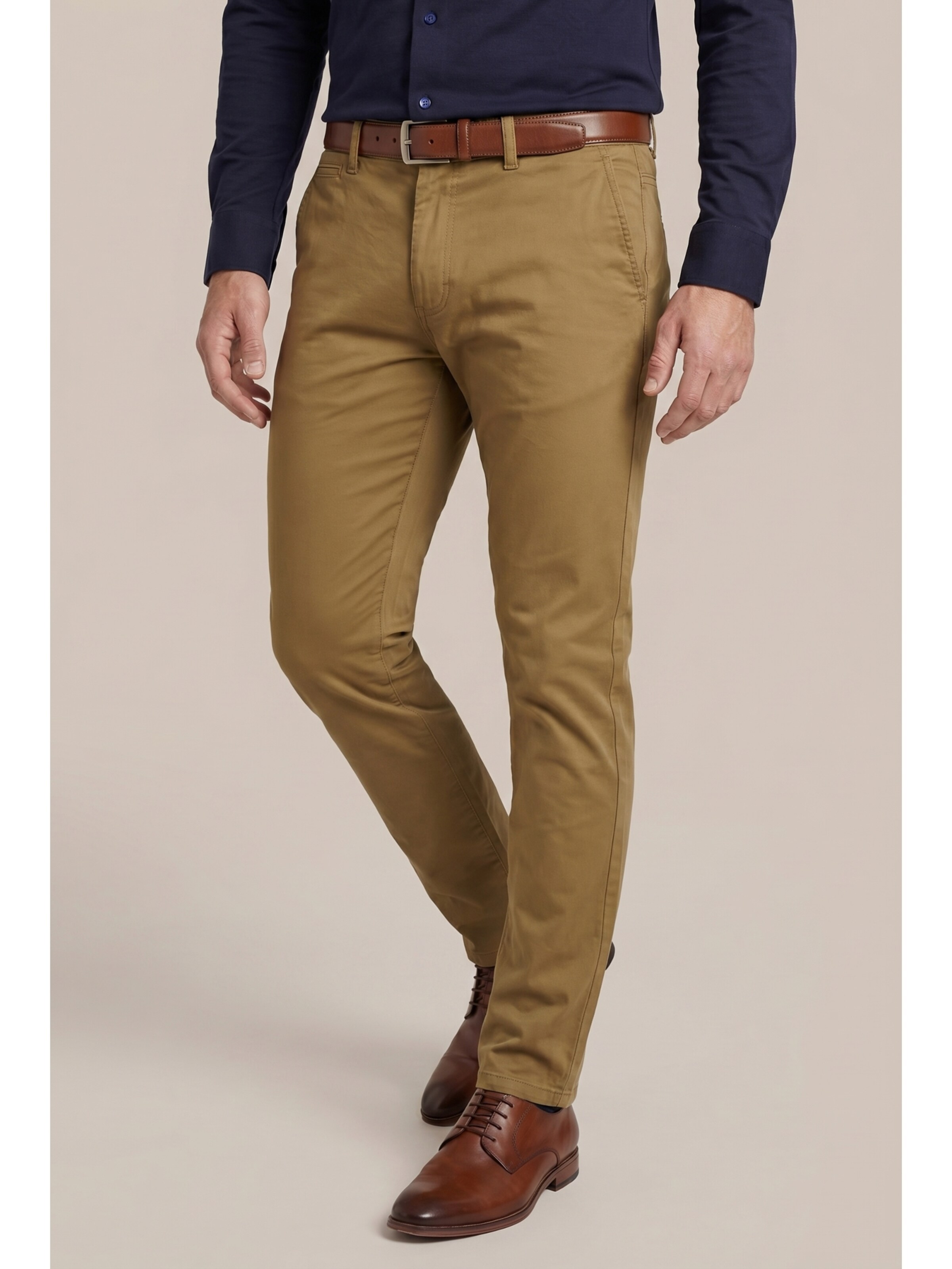 Suitable Regular Chino trousers 'Plato' in Green