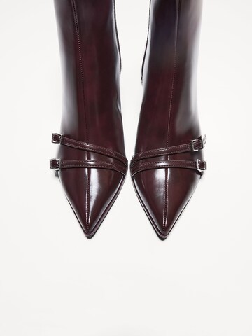 Stivaletto di Bershka in rosso