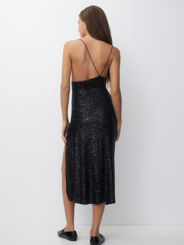 Pull&Bear Kleid in Schwarz