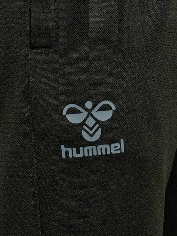 Hummel Regular Workout Pants in Black