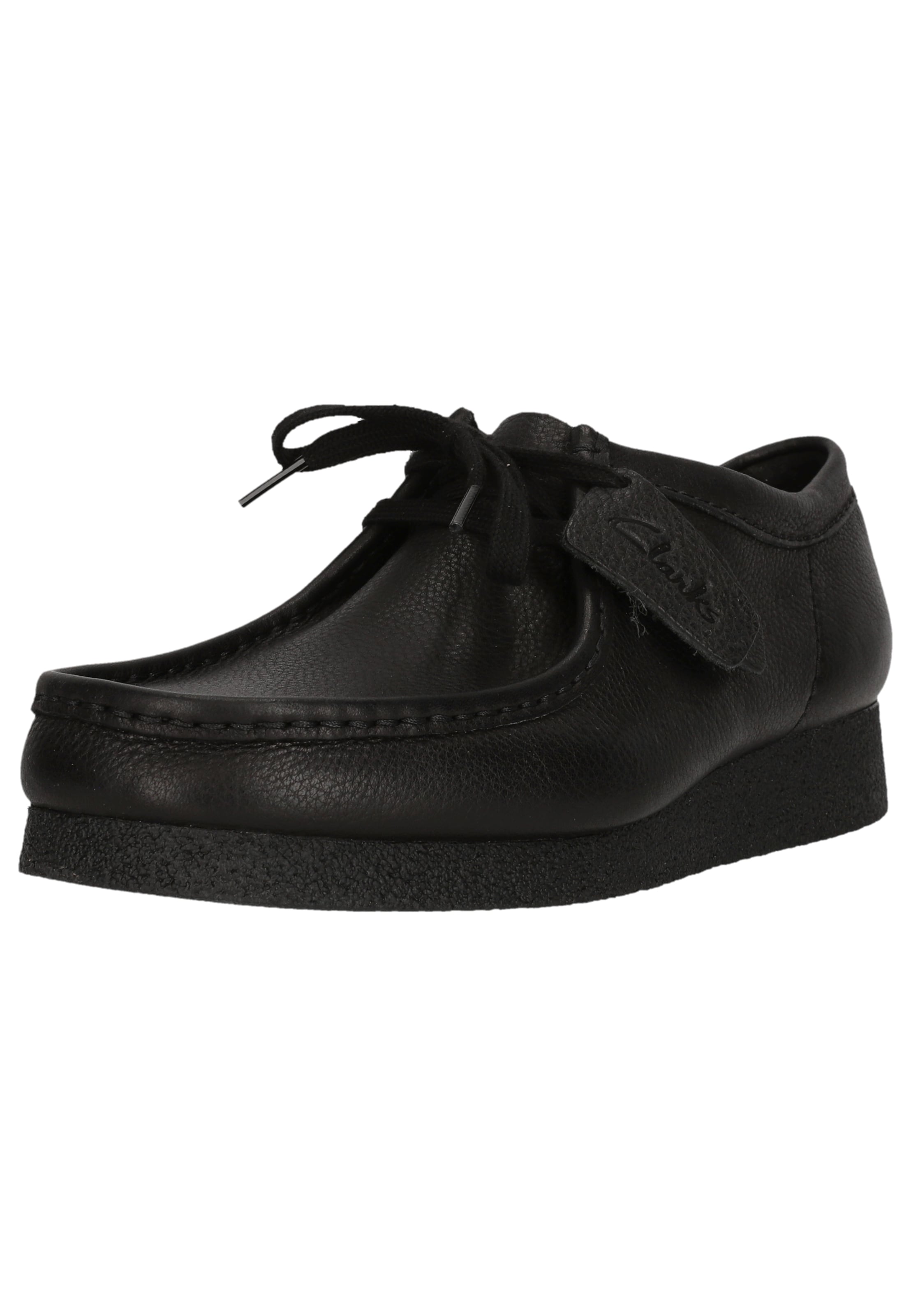 CLARKS Lace-up shoe 'Wallabee EVO' in Black: front