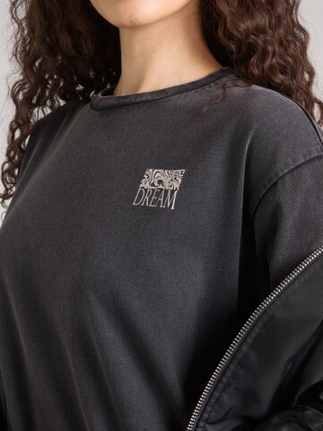 Hailys Mekko 'Di44nea' värissä musta