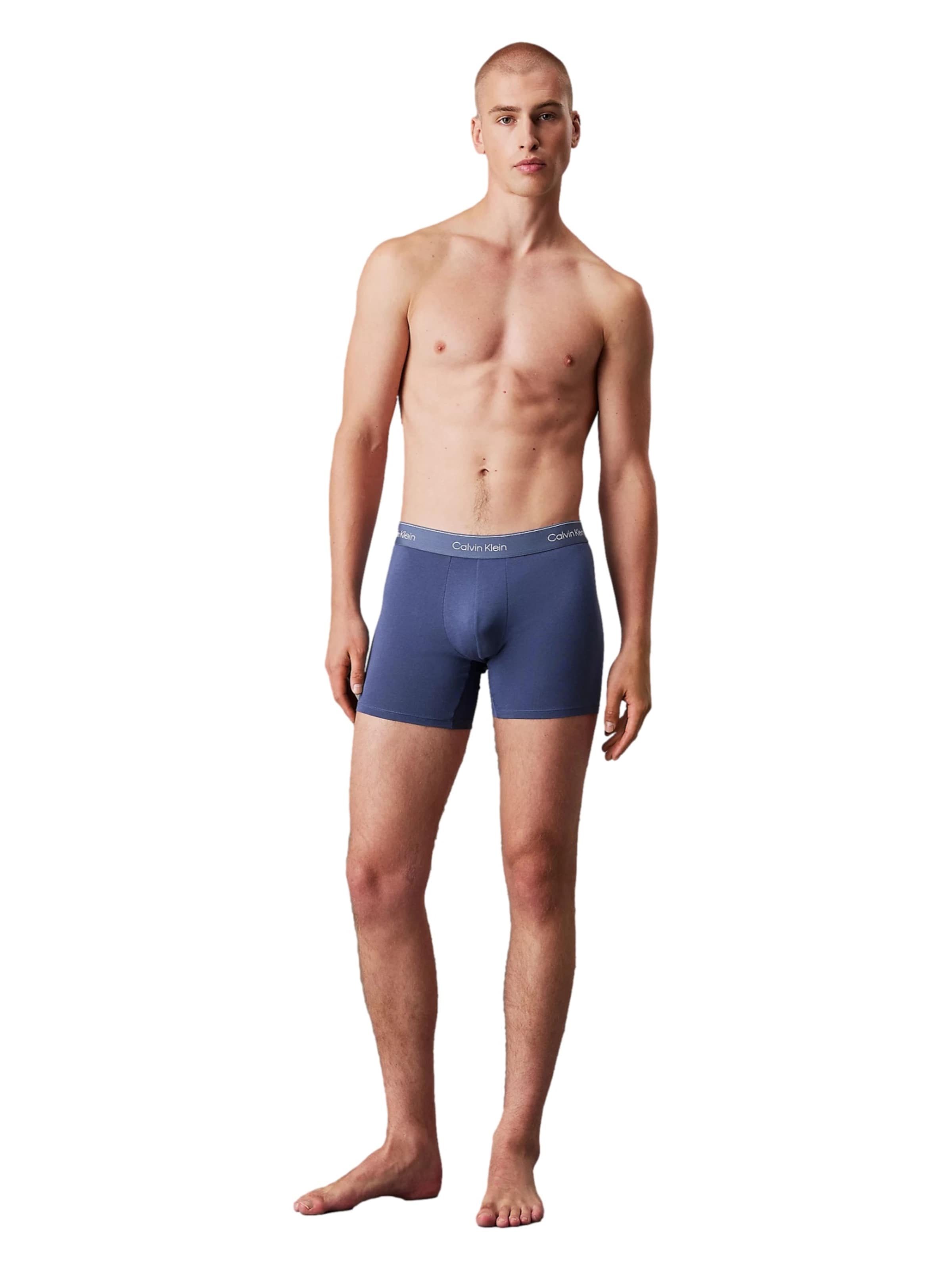 Boxeri de la Calvin Klein Underwear pe mai multe culori