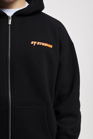 2Y Studios Zip-Up Hoodie 'Last For Life' in Black