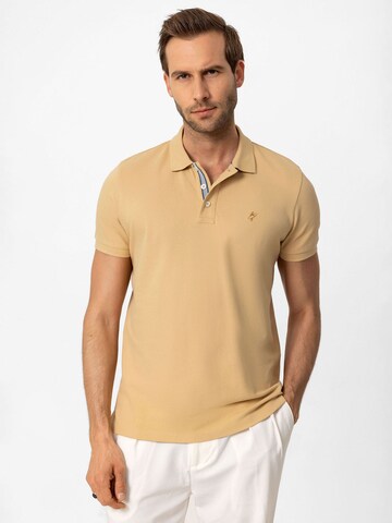 Maglietta di Jacey Quinn in beige