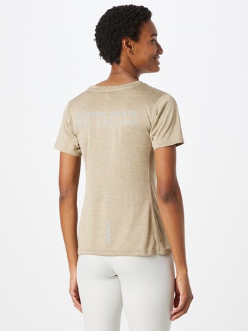 T-shirt fonctionnel Newline en beige