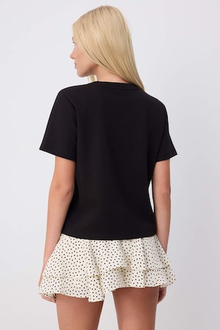Trendyol Shirt in Black